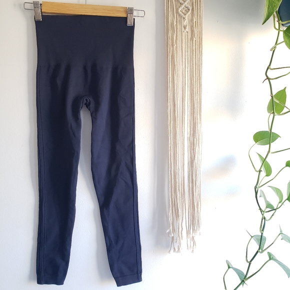 SPANX Look At Me Now Seamless Leggings Tights Navy Blue Small high rise - Picture 3 of 12